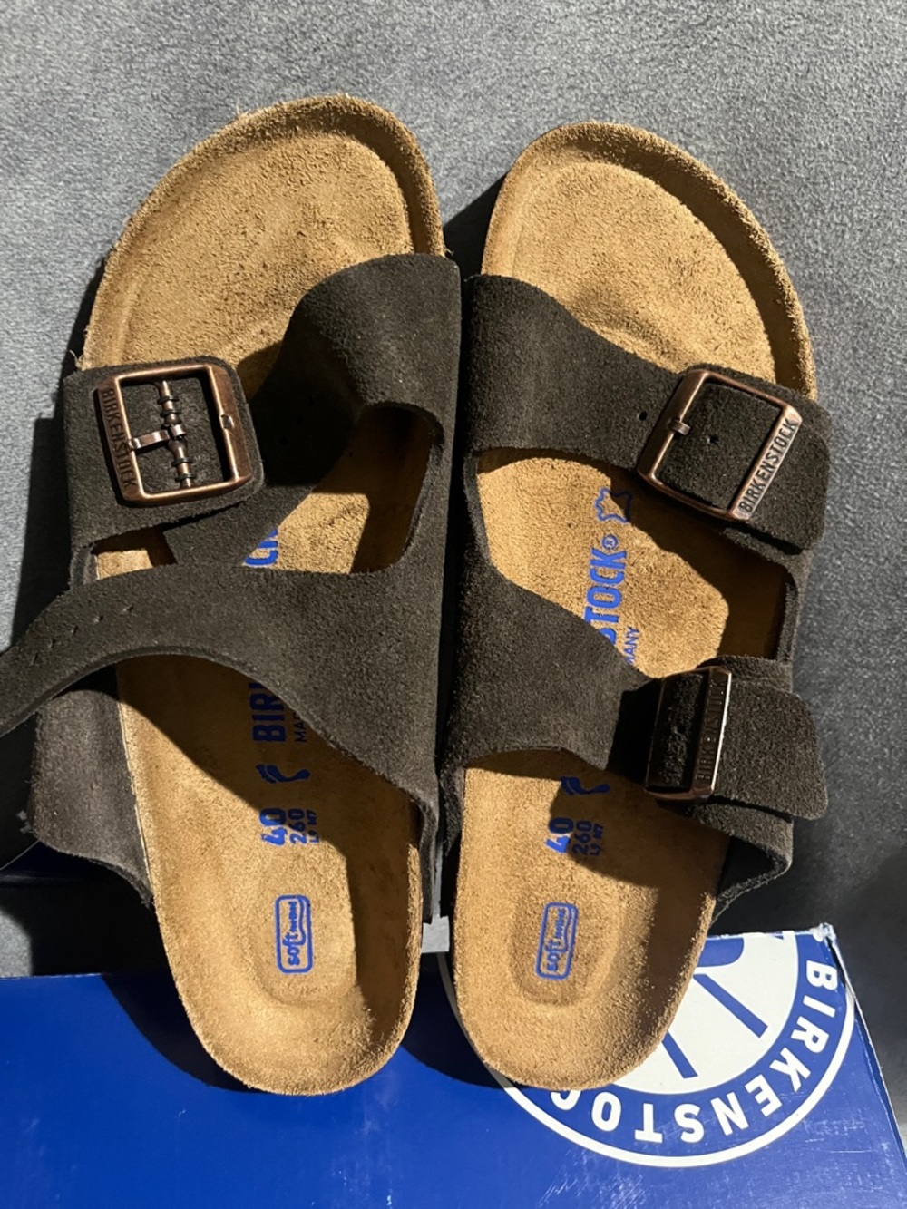 Birkenstock Women’s Arizona Sandals Soft Footbed Mocha Size 9 US